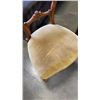 Image 8 : ANTIQUE CARVED DROPLEAF SIDE TABLE AND BALOON BACK CHAIR