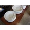 Image 2 : WILLIAMS SONOMA BRASSERIE WHITE DISH SET - 55 PIECES