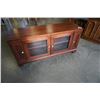 Image 1 : MODERN GLASS DOOR TV STAND