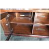Image 4 : MODERN GLASS DOOR TV STAND