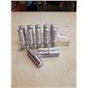 Image 2 : DISPLAY OF LIPSTICK - 13 PIECES