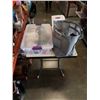 Image 1 : LOT OF VINTAGE BARBIE AND PORCELAIN DOLLS