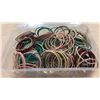 Image 3 : BAG OF VARIOUS COSTUME JEWELRY