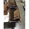 Image 7 : PICNIC BASKET SET AND WICKER BASKETS