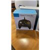 Image 2 : 4 NEW N64 COMPATIBLE CONTROLLERS RETAIL$75