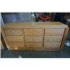 Image 2 : OAK 9 DRAWER DRESSER AND 2 DRAWER NIGHTSTAND