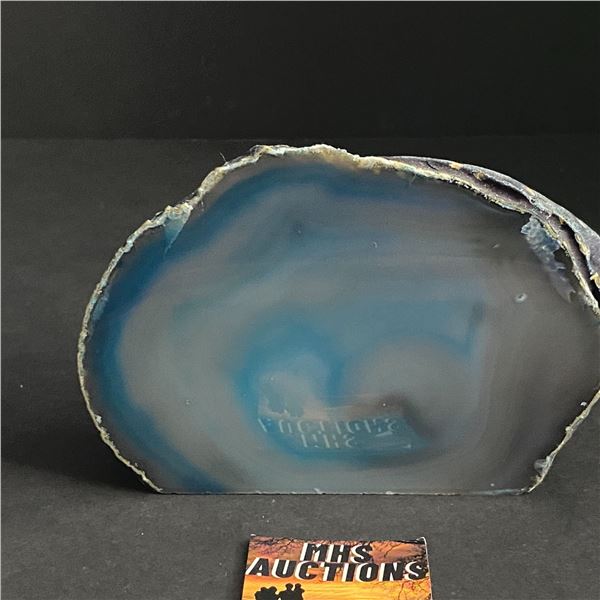 AGATE POLISHED ONE SIDE CRYSTAL ROCK