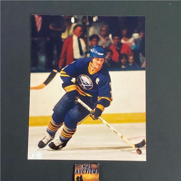 GILBERT PERREAULT BUFFALO SABRES 8 X 10 PHOTO