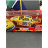 Image 3 : 2 1;24 Diecast Nascar Race Cars with Original Boxes Plus Flags