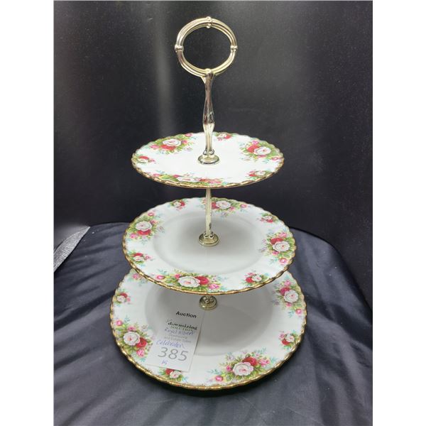 Royal Albert Celebration Cake Stand Cat B