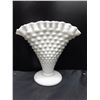Image 2 : Hobnail Fan Vase Cat B