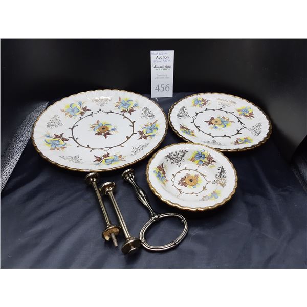 Woods & Sons Cake Stand Cat A
