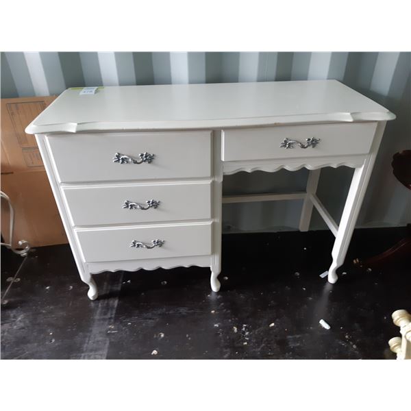 Painted White Desk Cat C