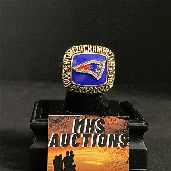 NEW ENGLAND PATRIOTS N.F.L  PATRIOTS  CHAMPIONSHIP REPLICA RING (ref660)