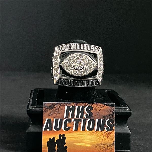 OAKLAND RAIDERS N.F.L 1976 "STABLER" CHAMPIONSHIP REPLICA RING (ref#682)