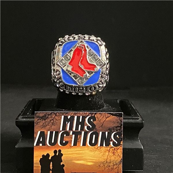 BOSTON RED SOX M.L.B 2007 "ORTIZ" CHAMPIONSHIP REPLICA RING (ref522)