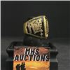 Image 2 : SAN FRANCISCO GIANTS M.L.B 2002 CHAMPIONSHIP REPLICA RING (ref588)