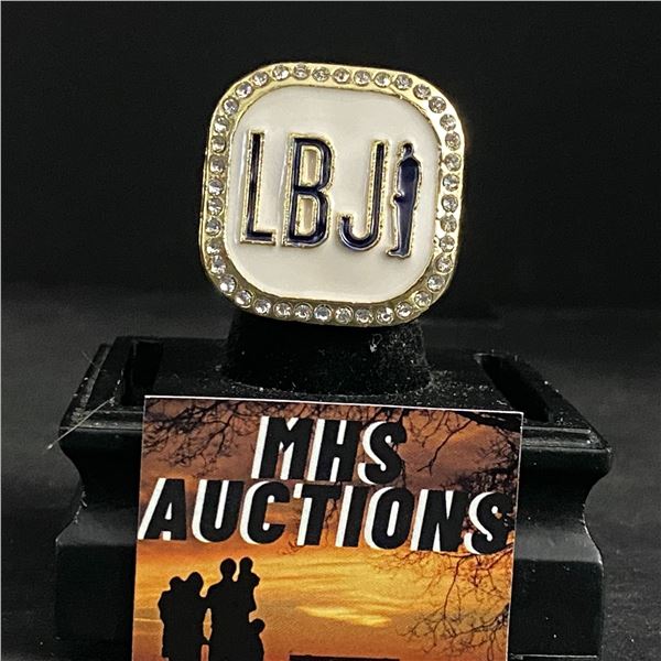 LYNDON BAINES JOHNSON U.S PRESIDENTIAL "PRESIDENT" CHAMPIONSHIP REPLICA RING (ref998)