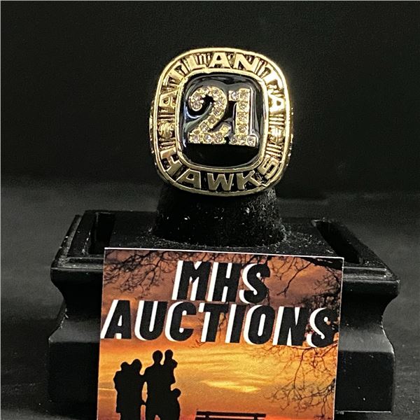 DOMINIQUE WILKINS #21 1982-1994  WILKINS  CHAMPIONSHIP REPLICA RING (ref930)