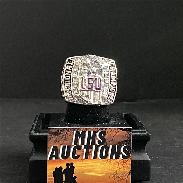 LSU TIGERS CHAMPIONS 2007  BARRETT  NATIONAL CHAMPIONSHIP REPLICA RING (ref1044)