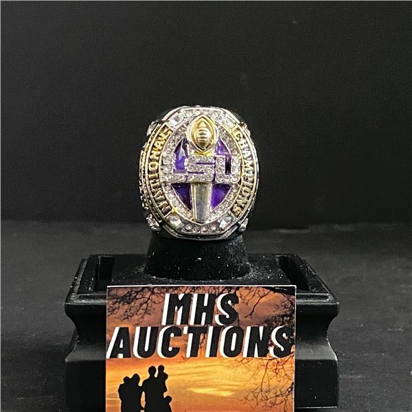 LSU TIGERS CHAMPIONS 2019 "BURROW" NATIONAL CHAMPIONSHIP REPLICA RING (ref1046)