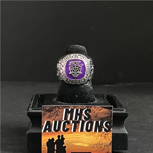 EAST CAROLINA UNIVERSITY 1978 "BSBA" CHAMPIONSHIP REPLICA RING (ref1106)