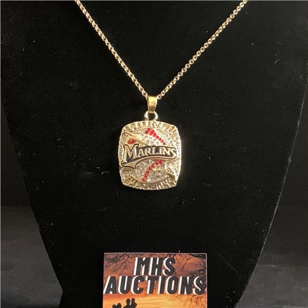 FLORIDA MARLINS 2003 M.L.B CHAMPIONSHIP NECKLACE (ref1147)