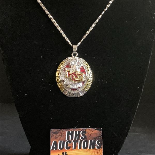 KANSAS CITY CHIEFS 2019 N.F.L CHAMPIONSHIP NECKLACE (ref1203)