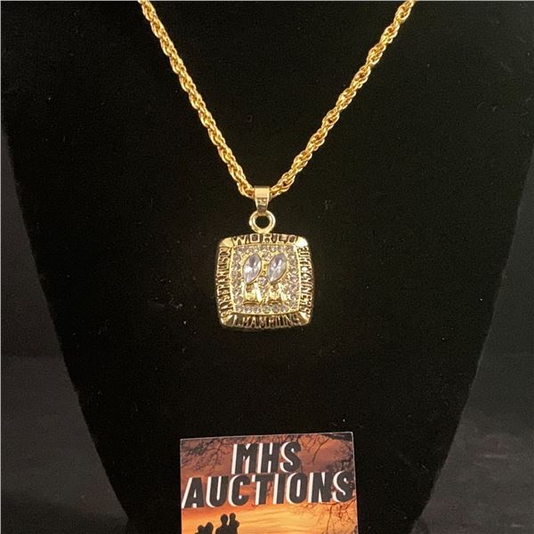 SAN FRANCISCO 49ERS N.F.L 1984 CHAMPIONSHIP NECKLACE (refR30)