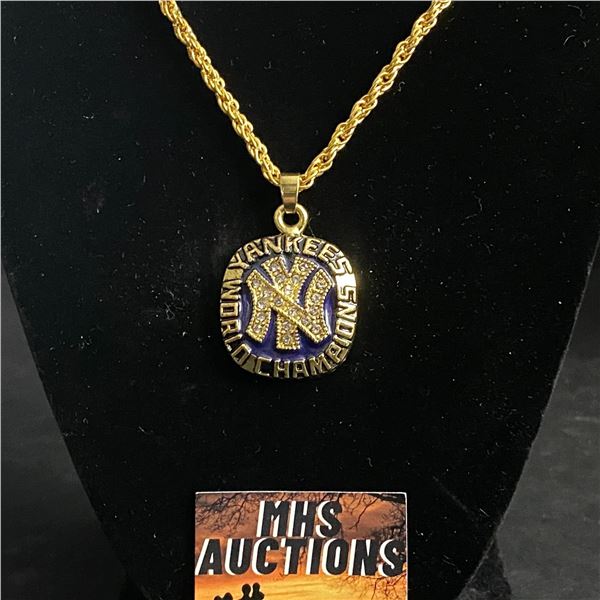 NEW YORK YANKEES 1996 M.L.B CHAMPIONSHIP NECKLACE (refR47)