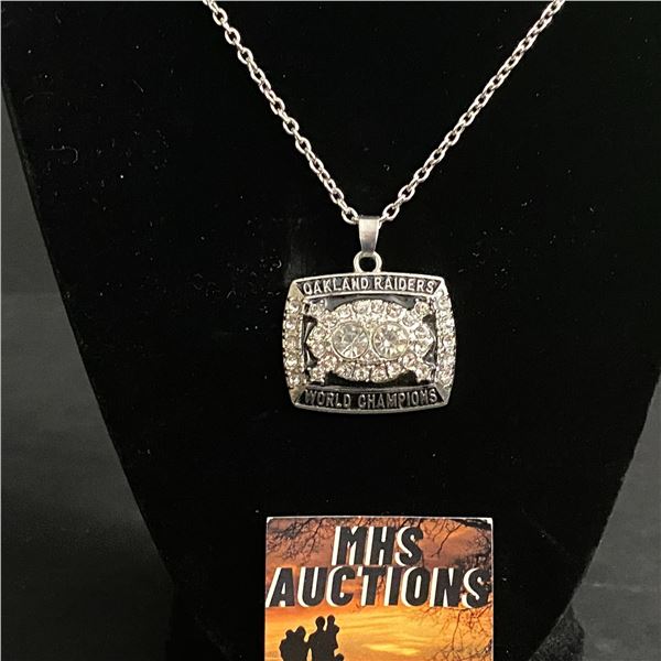 OAKLAND RAIDERS N.F.L CHAMPIONSHIP NECKLACE (ref331)