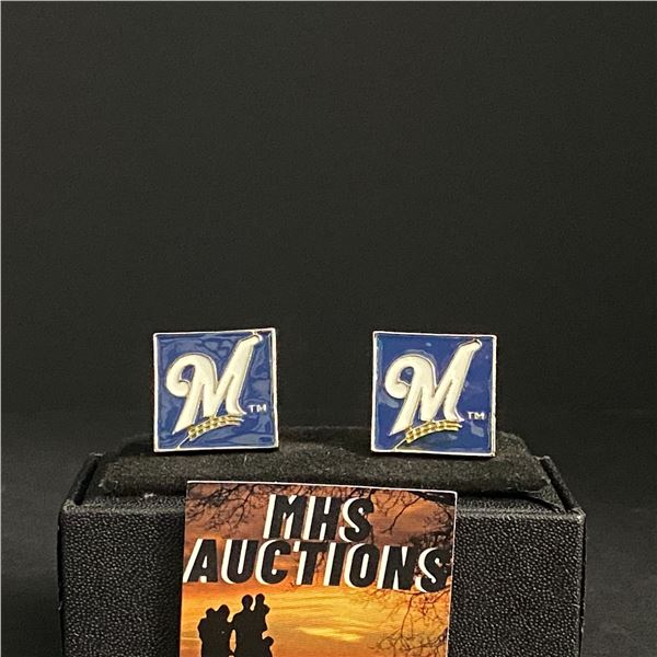 MILWAUKEE BREWERS M.L.B CUFFLINKS (ref1234)