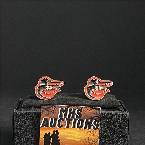 BALTIMORE ORIOLES M.L.B CUFFLINKS (ref1237)