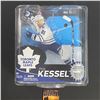 Image 1 : PHIL KESSEL MCFARLANE TORONTO MAPLE LEAFS VARIANT #373 OF 2000 SERIES 31