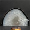 Image 1 : AGATE POLISHED ONE SIDE CRYSTAL ROCK