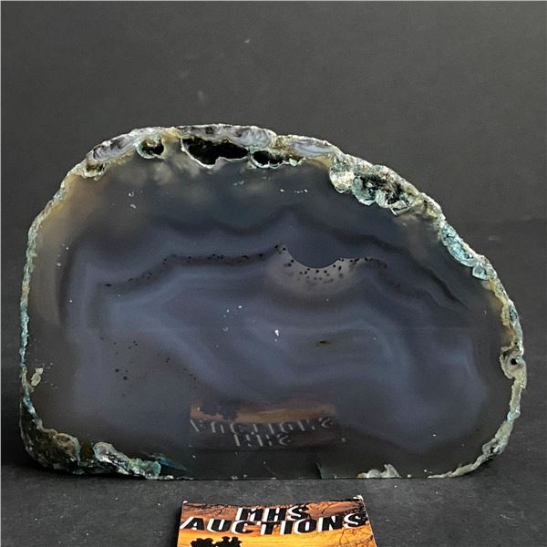 AGATE POLISHED ONE SIDE CRYSTAL ROCK