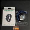 Image 1 : SMART BRACELET / SMART WATCH BLUE IN COLOUR