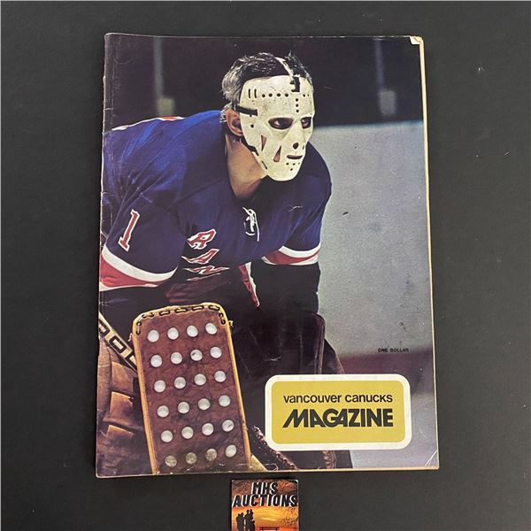 VANCOUVER CANUCKS PROGRAM FROM OCTOBER 30 1973