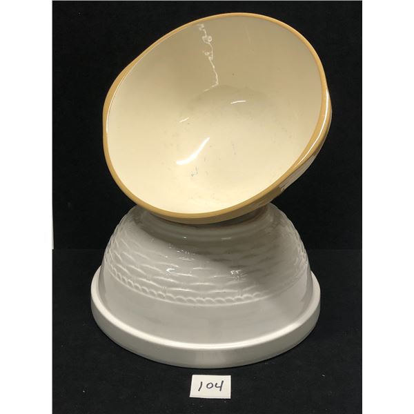 2 Vintage Mixing bowls 10.5" Gripstand England & 11" Sunburst Canada