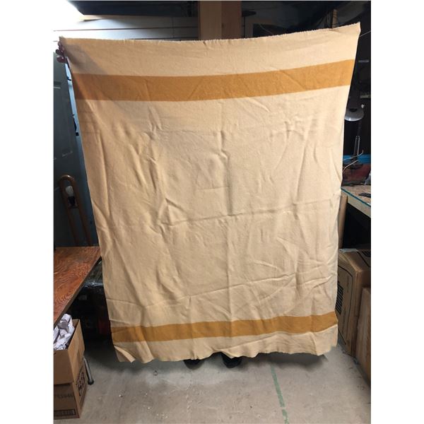 Hudson's Bay Company 3.5 Point 100% Wool Blanket Vintage Approx 67x56"