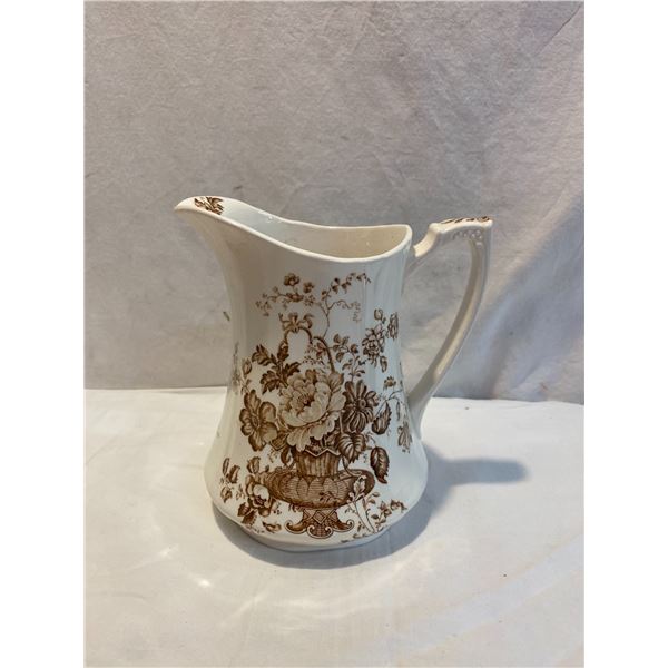 ‘Charlotte’ Alfred Meakin pitcher