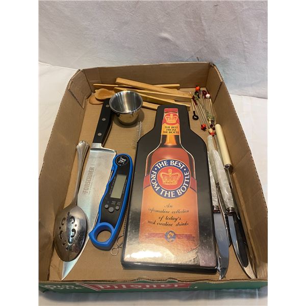 Forshner knife, thermometer, drink book ect