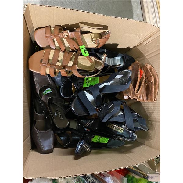 Lot assorted shoes