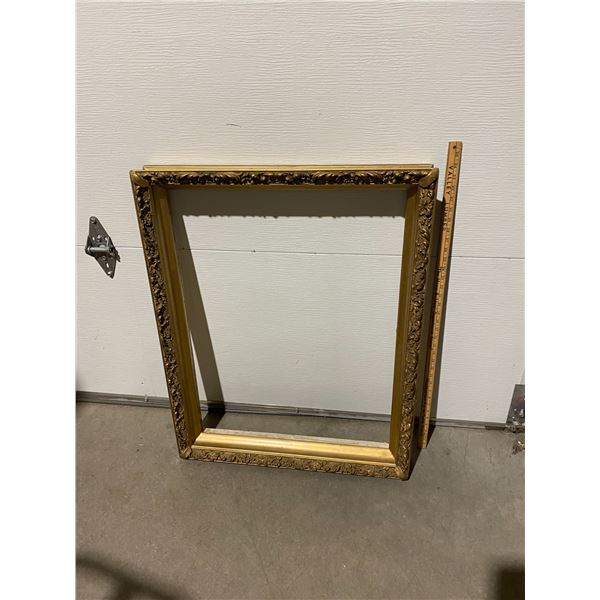 Ornater frame