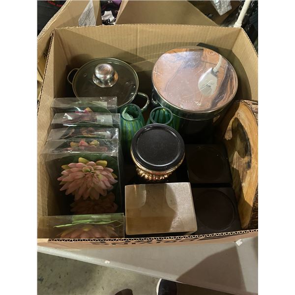 Vases, candle holders, asparagus pot and other decor