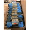 Image 2 : Lot of Vickers #PA4DG4S4LW-016C-H-60-S558 Valves