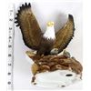 Image 11 : Eagle with 2 eaglets Ceramic Figurine