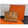 Image 8 : Hermes Birkin 35 featured in Cognac Brown