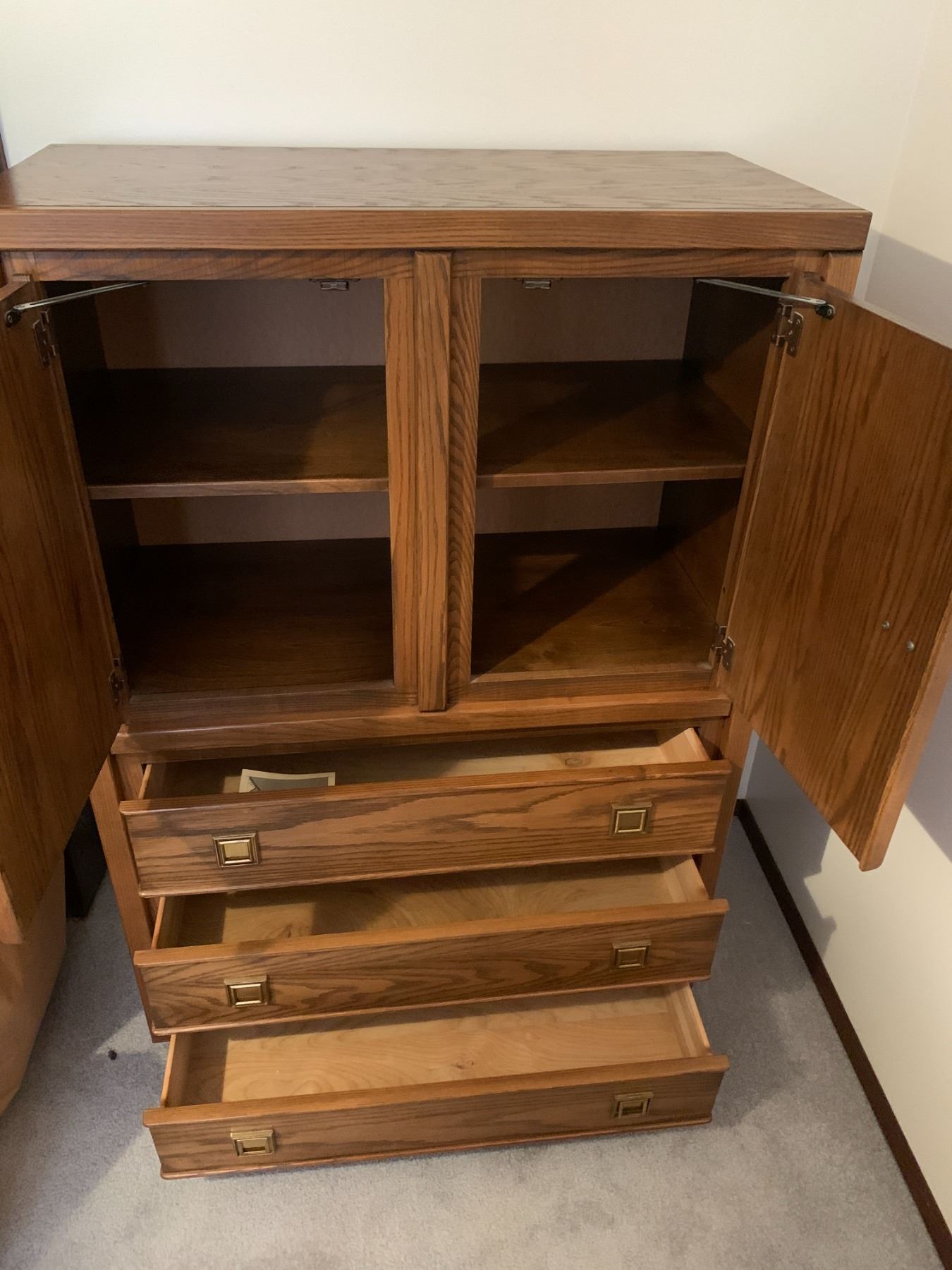 5 piece HPL Mobilier Furniture Made in Canada Bedroom Set Dark Oak