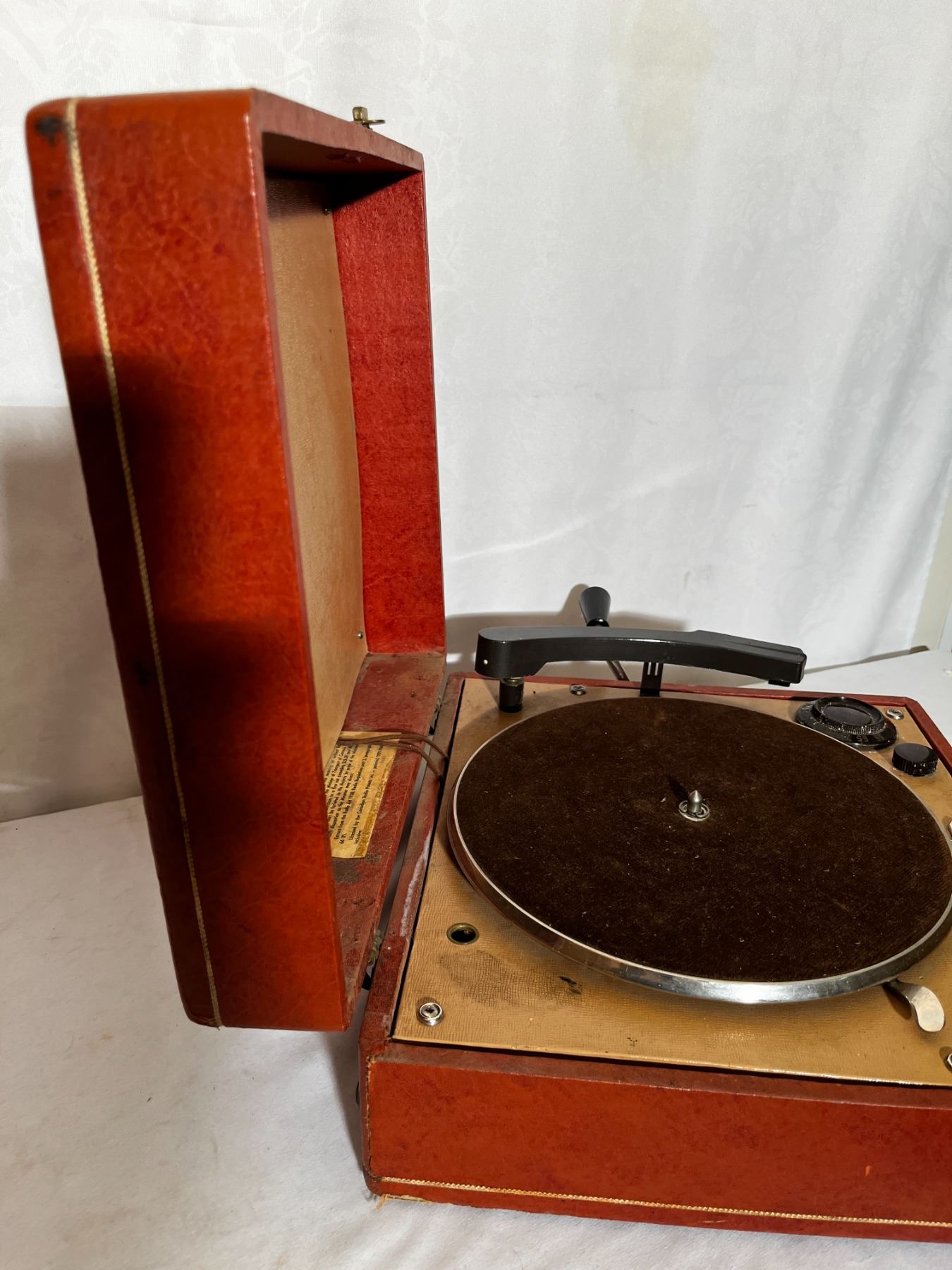 Vintage Wind Up Record Player NI OOR Radio & Music Ltd